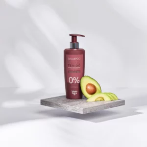 Shampoing sans sulfate Low Poo cheveux teints